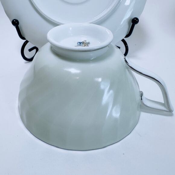 Royal Tettau South Wind Grey Green 4 Cups & Saucers Set Border Swirled w/ Trim - Picture 9 of 16